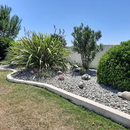 Lägenhet 4 Personnes Avec Piscine Entre Saintes Et Royan *