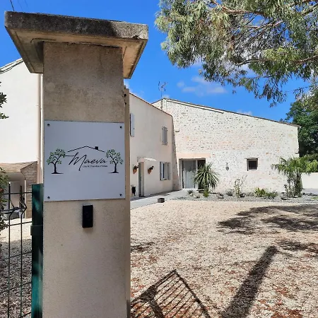 公寓 4 Personnes Avec Piscine Entre Saintes Et Royan *