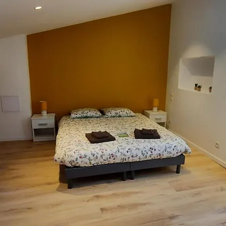 4 Personnes Avec Piscine Entre Saintes Et Royan * Balanzac